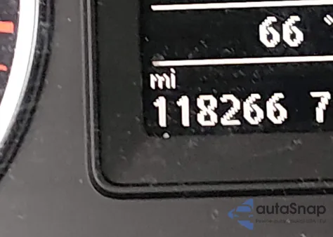 2018 Volkswagen Tiguan Limited 2.0T z USA, uszkodzony, nr VIN WVGAV7AX6JK005120